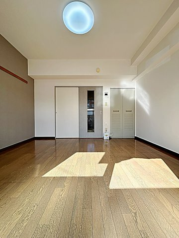 Young　Village2の居間・リビング|使いやすいリビングです