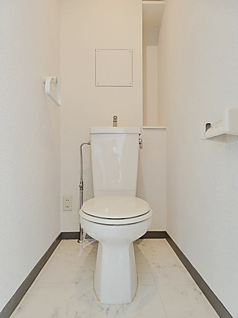 Young　Village2のトイレ|シンプルで使いやすいトイレです