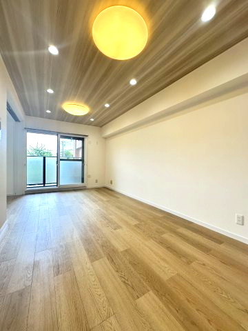 ライオンズマンション高針台の内装|明るい室内です