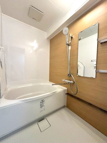 ライオンズマンション高針台の浴室|落ち着いた空間のお風呂です