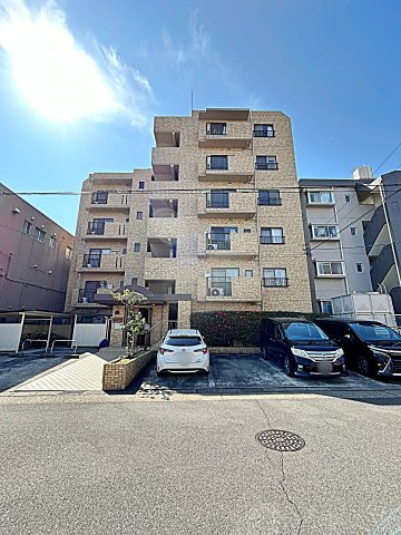 ランドマーク・一社