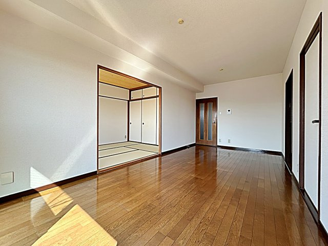 ランドマーク・一社の居間・リビング|リビングです