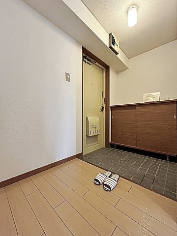 レジデンス栄光の玄関|毎日通る玄関はこちらです