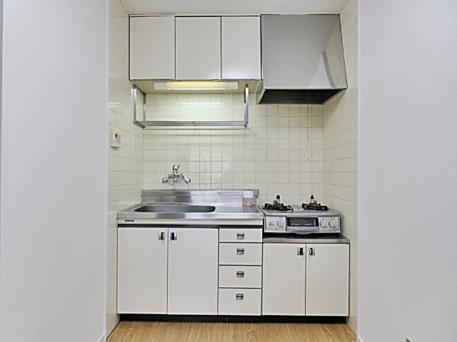 ロイヤルパレスのキッチン|お料理しやすいキッチンです