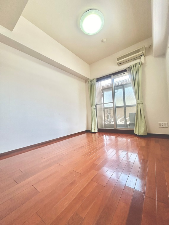 ユーフォリア虹ヶ丘の寝室|使い勝手のいい寝室です