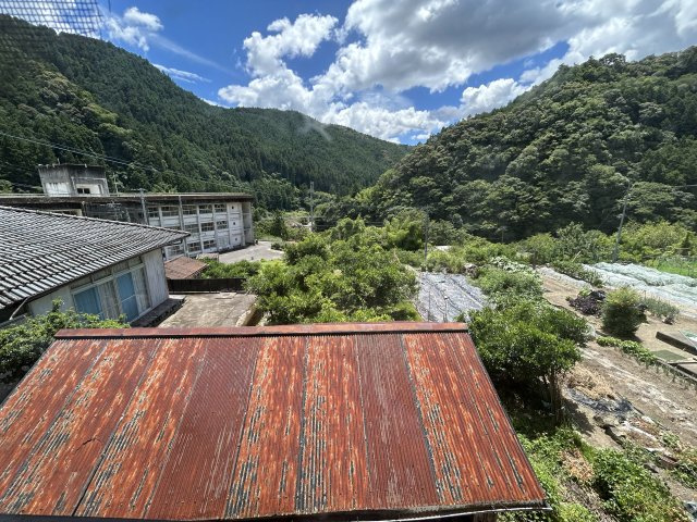 那賀郡那賀町桜谷字東畑中古戸建の展望