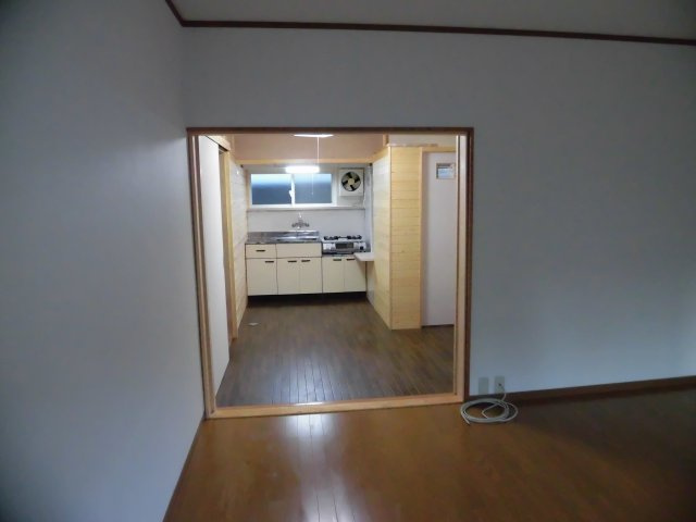 井上アパートの駐車場