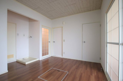 【居間・リビング】 | メゾンラフォーレⅠ・Ⅱ