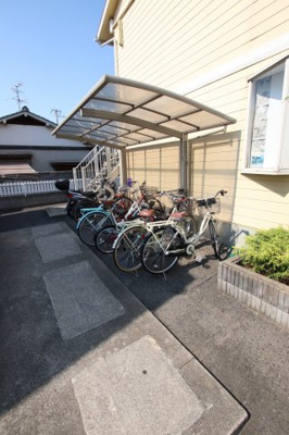 【その他共用部分】 | メゾンラフォーレⅠ・Ⅱ | 駐輪場