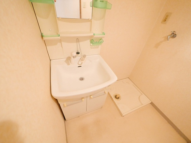 パークヴィレッジ学園前の独立洗面台