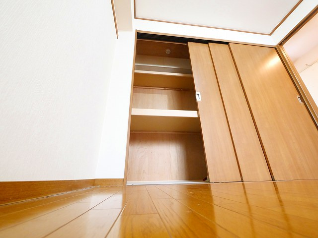 パークヴィレッジ学園前の収納