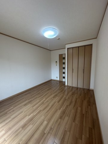 ライフパークアレイの洋室