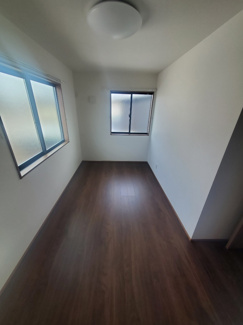 【寝室】 | グランソフィア戸張 | ※室内写真は同間取りの参考写真です。