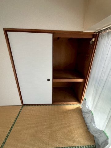 与力町スカイハイツの収納