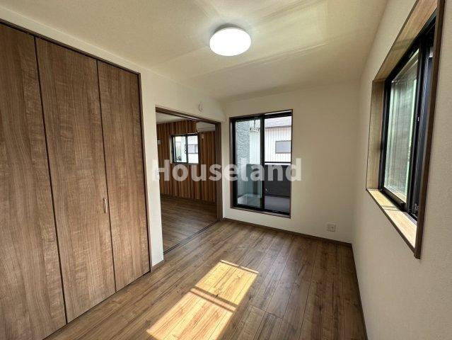 Solis新留丁の洋室