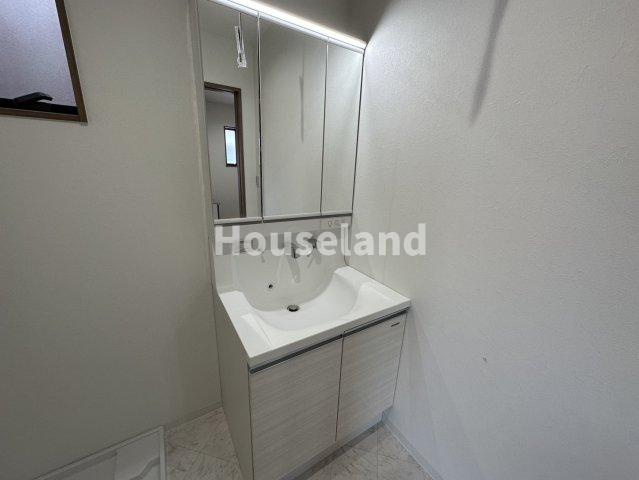 Solis新留丁の独立洗面台