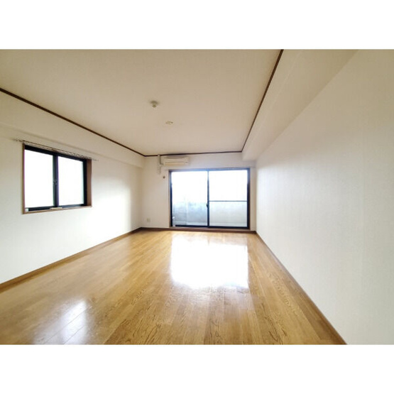 【バルコニー】 | クレーネ平尾 | 別号室の写真になります。現況優先。