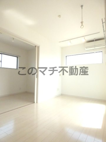 【居間・リビング】 | クレッシェンド清水 | ※別号室の写真になります。現況優先。
