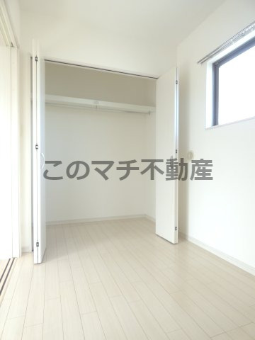 【洋室】 | クレッシェンド清水 | ※別号室の写真になります。現況優先。
