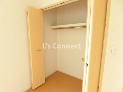 【収納】 | ティアラコート | クローゼットでお荷物もすっきり収納。