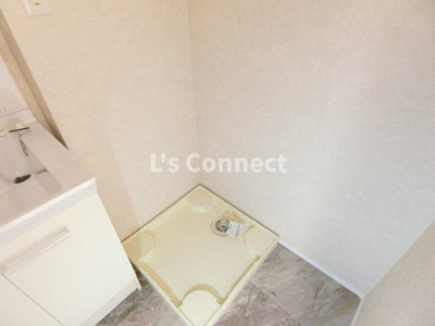 【設備】 | ドリームポート富谷 | 室内洗濯機置き場には排水パン付き。