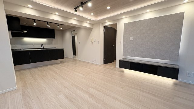 【居間・リビング】 | ★仲介手数料無料★コープ高輪（南・西・北向き　三方角住戸　陽当たり・通風・眺望良好）