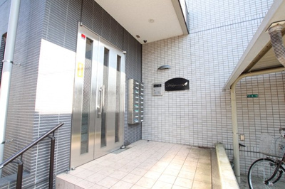 建物入口