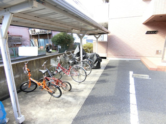 駐輪場あります♪
