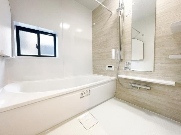 川崎市宮前区鷺沼２丁目の新築一戸建の浴室|ゆったりとお過ごしいただけるバスルームです。心と身体の疲れを癒してくれる安らぎの空間♪