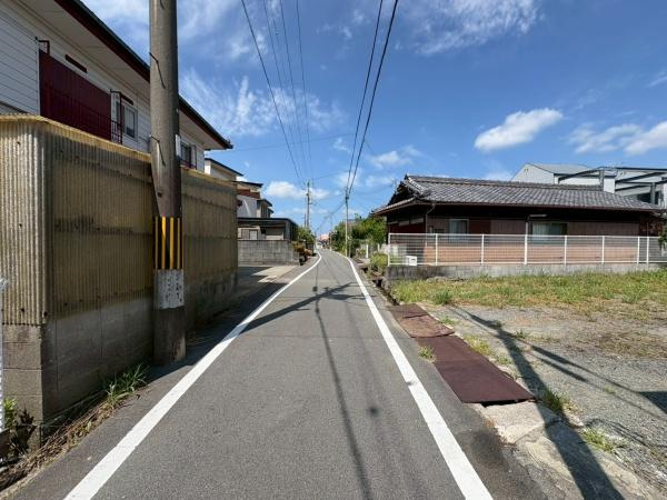 紀の川市南中　土地の前面道路含む現地写真