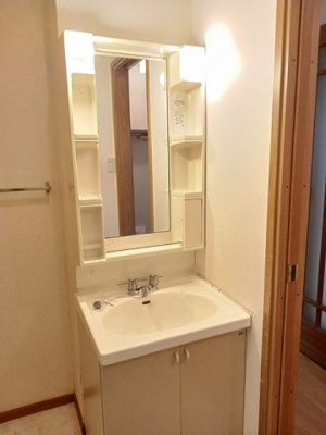 【洗面所】 | サンライズＡ