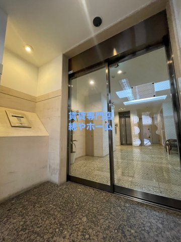 S-FORT桜川のエントランス|落ち着いたエントランスです