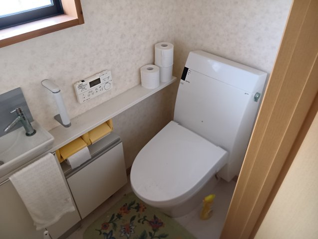 綾部市中山町古民家のトイレ