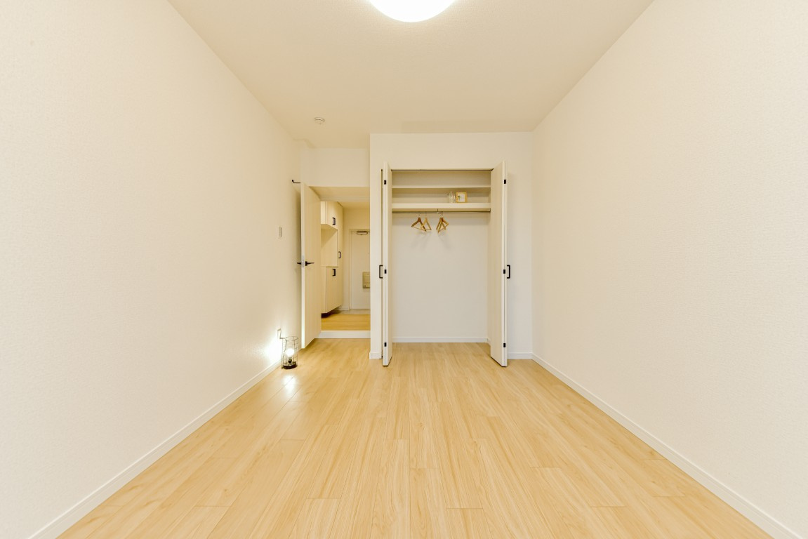 シーアイマンション第2瑞穂の洋室|落ち着いた色調の洋室です