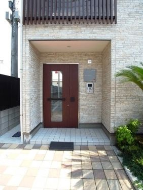 リブリ・West Fieldのエントランス