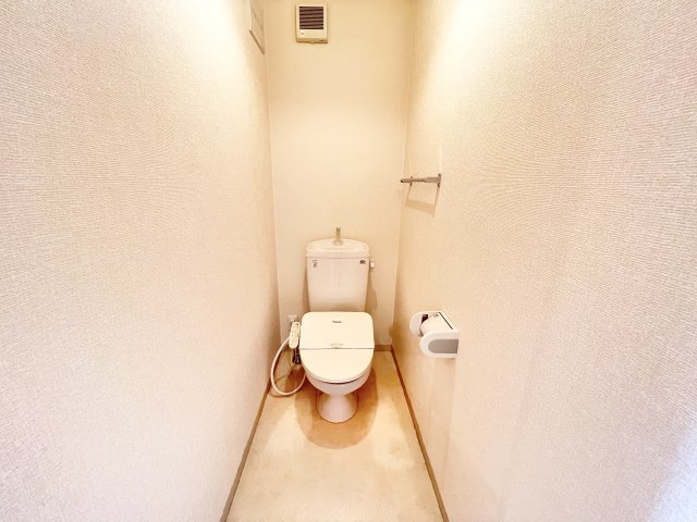 ベルヴィラージュのトイレ|※別部屋参考写真
