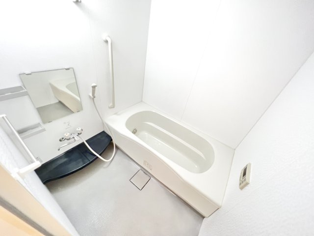 ベルヴィラージュの浴室|※別部屋参考写真