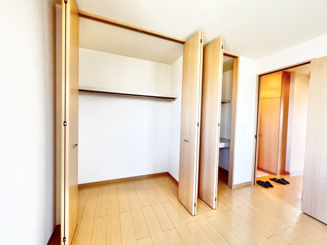 ベルヴィラージュの収納|※別部屋参考写真