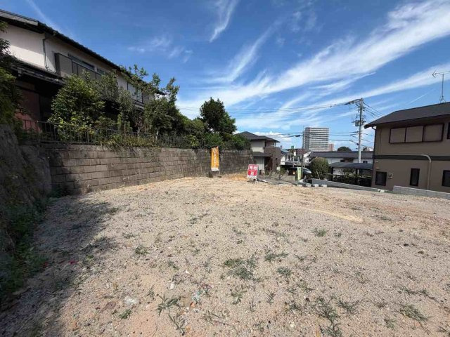 石崎三丁目の外観|《建築参考プラン公開中》
土地に合わせた建物プランをご提案中。外観や間取り図も公開中でイメージしやすく安心です。※プランは一例です。