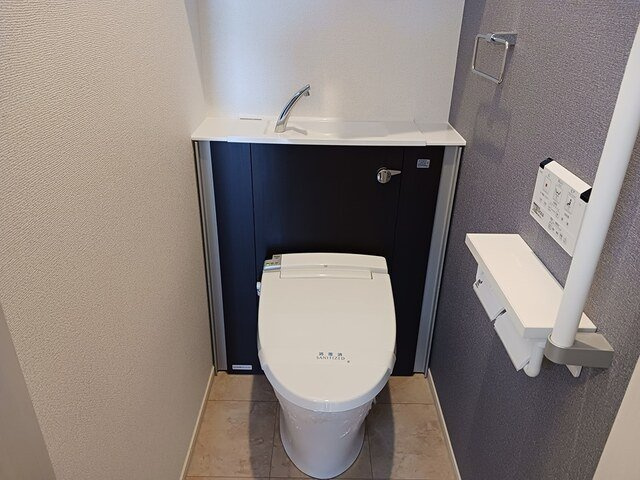 ローズ　ガーデン　大野　Ａのトイレ