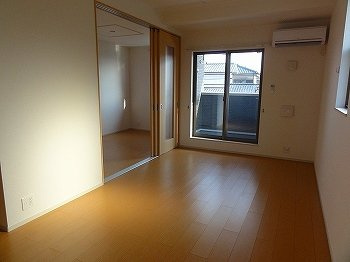 【バルコニー】 | ドルチェⅡ | バルコニーからの眺めを楽しみながら食事をしませんか