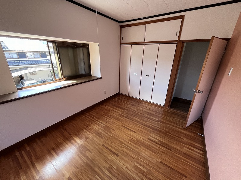 丹波篠山市京町　戸建の洋室|広々とした洋室です