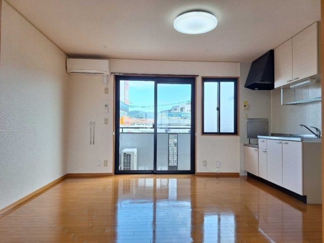 サンシルフィー　Cの居間・リビング