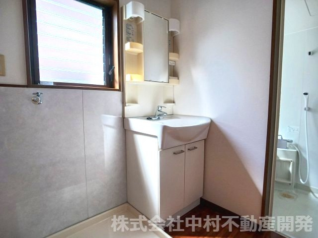 つる貸家（豊崎）の洗面所