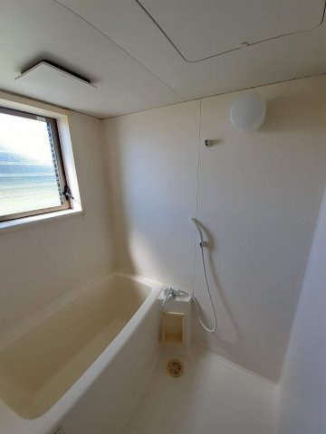 つる貸家（亀松）の浴室|※過去の室内写真のため現況と異なる場合があります