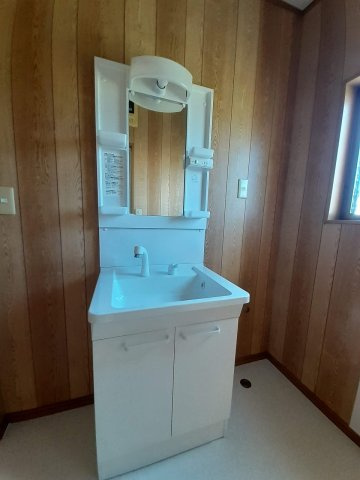 つる貸家（亀松）の洗面所|※過去の室内写真のため現況と異なる場合があります