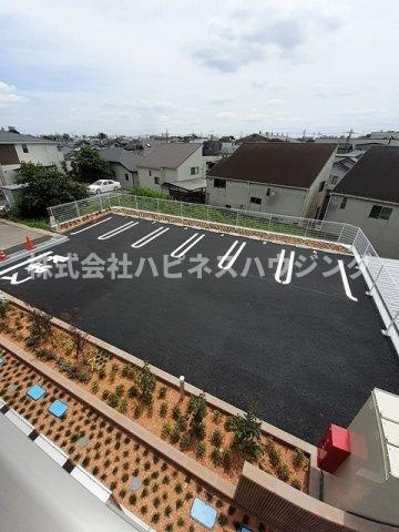 ドゥ　ボヌールⅡの駐車場