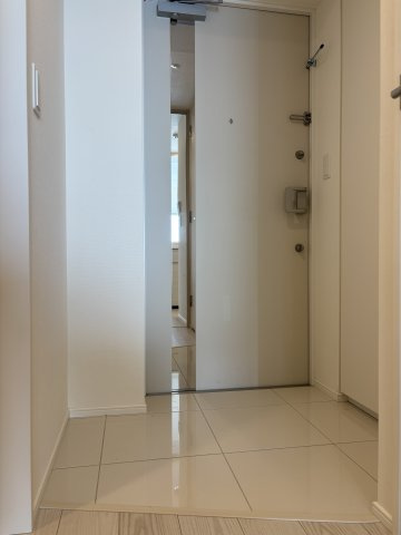 クインテット錦糸公園の玄関