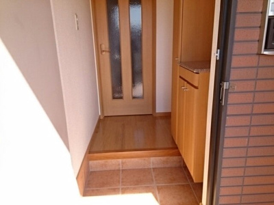 【玄関】 | シャン・ド・フルールⅡ | シンプルで使いやすい玄関です