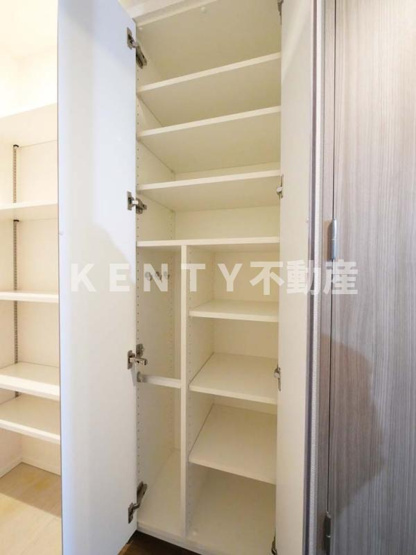 【収納】 | スパシエウインド横浜 | たっぷりとした収納スペースです